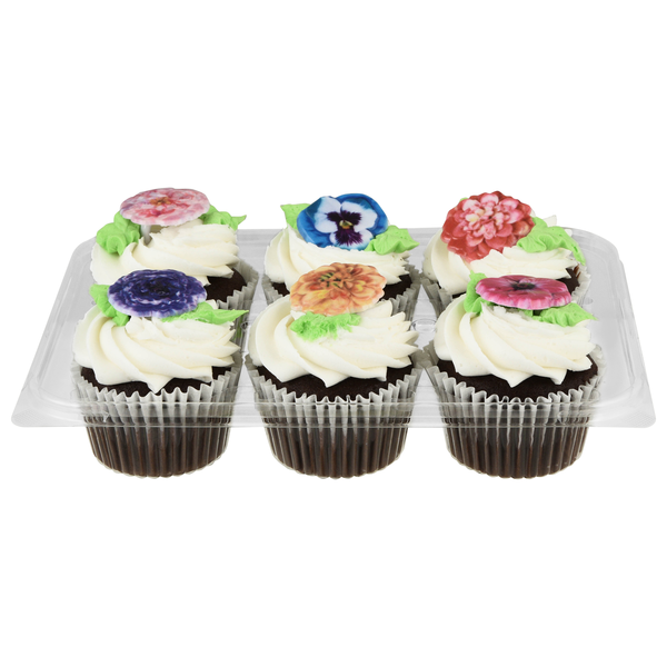 Hannaford Bakery Chocolate Cupcakes w/Traditional Vanilla Frosting - 6 ct