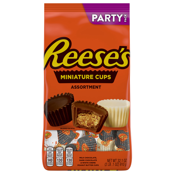 Reese's Chocolate Peanut Butter Cups Candy Assortment Minis Party Pack