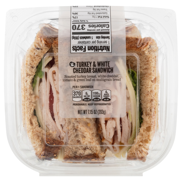 Giant Turkey & White Cheddar Sandwich