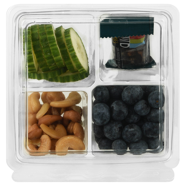 Hannaford Cucumber Blueberries & Cashews Plant Powered Snak Pal