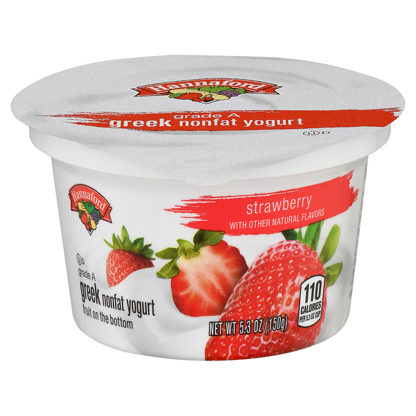 Hannaford Non Fat Strawberry Greek Yogurt Cup