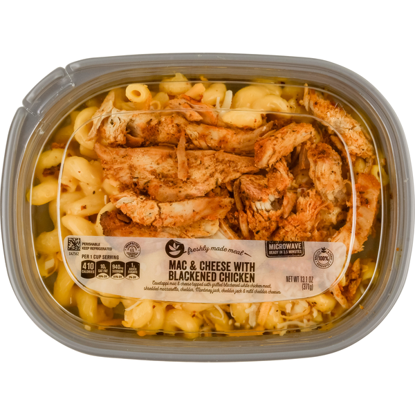 Giant Freshly Made Meal Mac & Cheese with Blackened Chicken