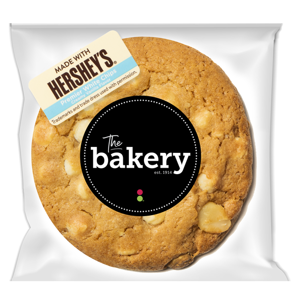 Stop & Shop The Bakery Jumbo White Chocolate Macadamia Nut Cookie
