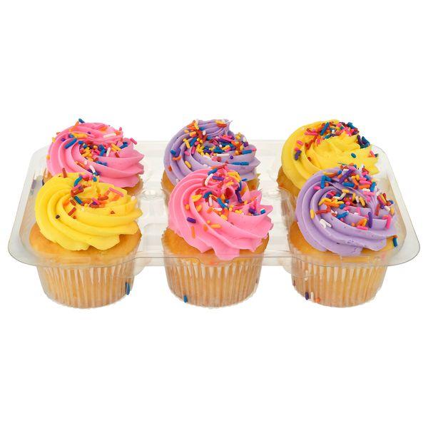 Giant Bakery Easter Vanilla Cupcakes