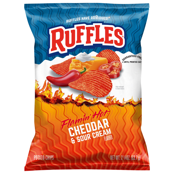 Ruffles Flamin' Hot Cheddar & Sour Cream Potato Chips